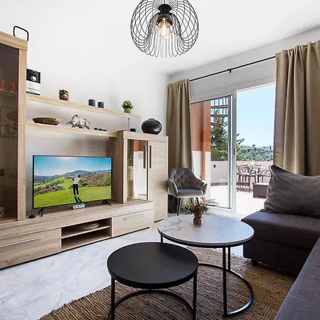 Apartment With Solarium In Marbella